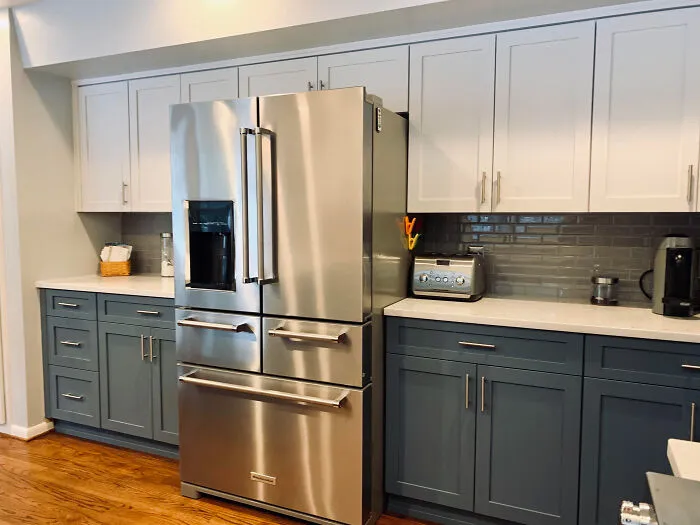 Two-Tone Kitchen Cabinets