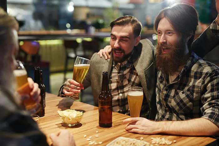 “That $700 Was The Last Straw”: 30 Men Reveal What Ended Their Friendship With A Guy Friend