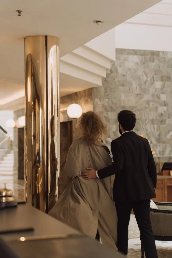 5-Star Hotel Employees Spill The Tea On Hotel Secrets, And Some Get Really Dark (30 Answers)