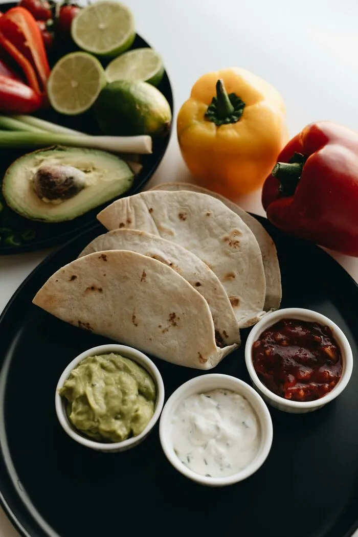 People Online Share 30 Meals That Lead To Disappointment Even At Restaurants