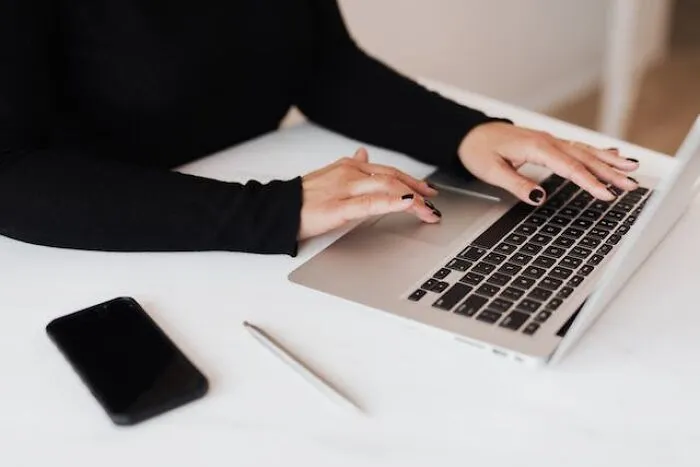 “Alright, Then I Quit”: 30 Jobs That Made New Hires Quit On Day 1