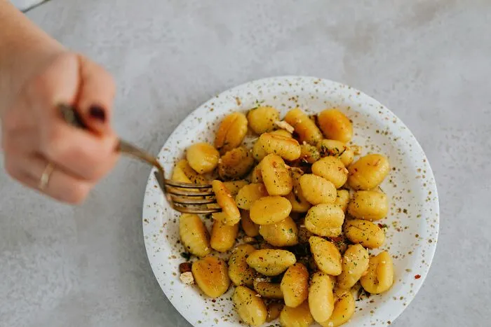 People Online Share 30 Meals That Lead To Disappointment Even At Restaurants