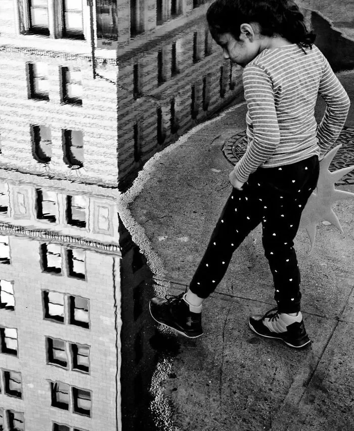 This Instagram Account Continues To Share Highly Amusing Street Photos; Here Are Their 49 Newest Ones