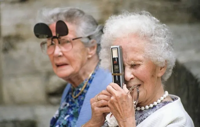 This Instagram Account Continues To Share Highly Amusing Street Photos; Here Are Their 49 Newest Ones