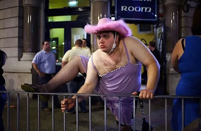 This Instagram Account Continues To Share Highly Amusing Street Photos; Here Are Their 49 Newest Ones