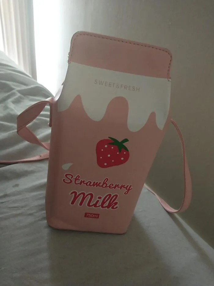Box Of Delight Or A Style State-Meant? Your Pick With Milk Box Crossbody Purse Bag. When Fashion 'Purse-Sues' Childhood!
