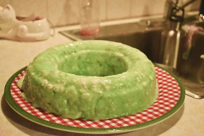50 Potluck Experiences That Traumatized These People