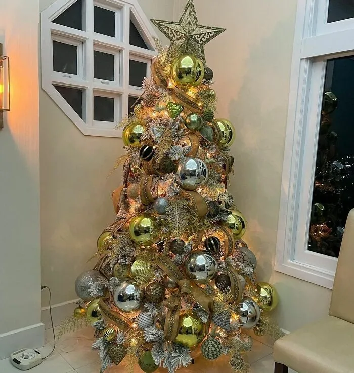 Try a Maximalist Tree With Oversized Ornaments