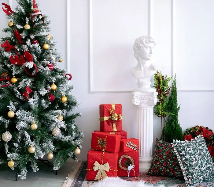 Match Gifts With the Rest of the Decor