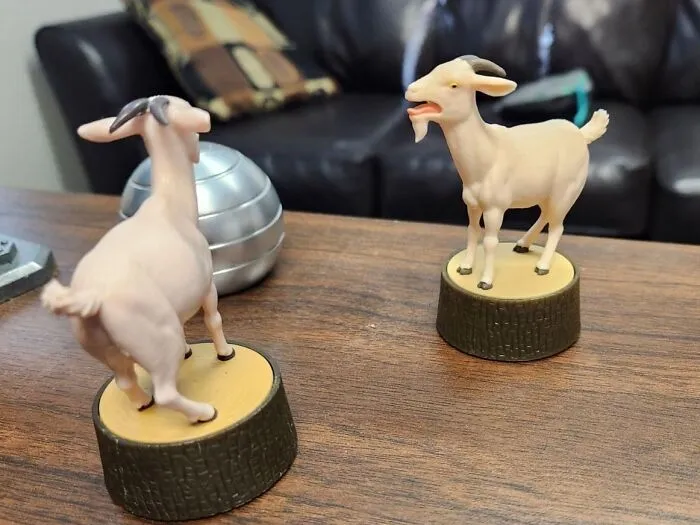 Never A 'Baa'd Mood When <a Style="Display:inline;" Href="Https://Www.amazon.com/The-Screaming-Goat-Book-Figure/Dp/0762459816?asc_refurl=https%3a%2f%2fwww.rd.com%2flist%2fstrange-Things-Amazon%2f&asc_source=https%3a%2f%2fwww.rd.com%2flist%2fstrange-Things-Amazon%2f&linkcode=ll1&tag=bpcrab-20&linkid=e40832e87e9ac23a72dcdd7a822015b6&language=en_us&ref_=as_li_ss_tl   " Target="_blank"><span Style="Font: Inherit; Color: #d74b1f;"> The Screaming Goat</Span>  Is In View! This Little Buddy Grants You A 'Farmful' Of Laughs! An 'Udder' Source Of Endless Fun!