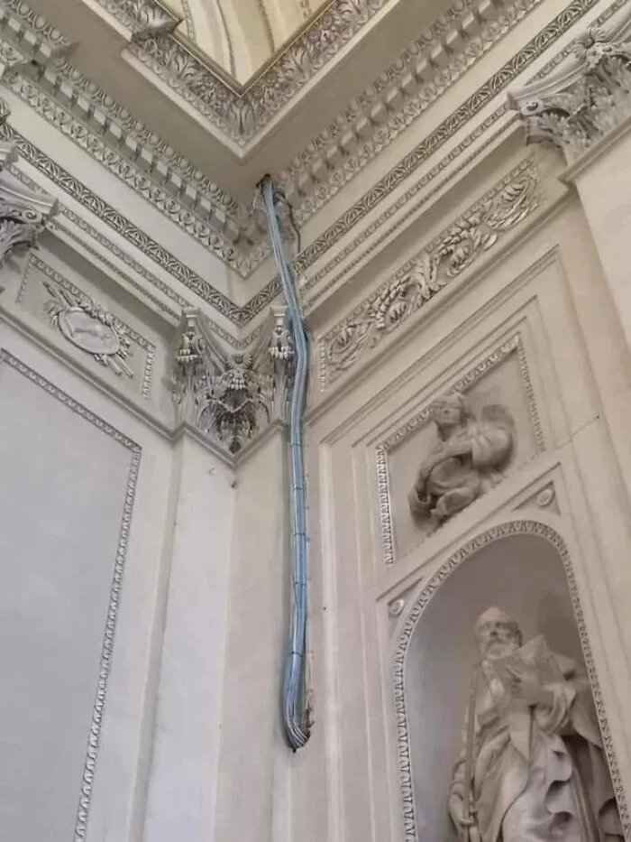 ¿Cómo que esto es un monumento histórico?