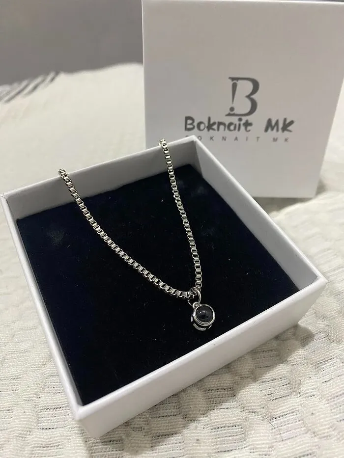 Elevate Dad's Fashion Game And Their Sentimental Stash With This Enchanting <a Style="Display:inline;" Href="Https://Www.amazon.com/Yatediy-Picture-Necklace-Personalized-Women/Dp/B0c2v1qwdq?crid=1ccfs7s7s95us&dib=eyj2ijoimsj9.9nyrehn8exwjw0mzxjhoqyftej3nf6jqknsegcva_ijgmwwl9fytnr5ouaemdfrda_lygffxdb3mhn-J6zuhx20z6bilmcndfjnush6a_aoff3q3znndupul8ebdm4bxjzijpuoh1wucw35uo7rsbxhzb6itzq54hnuqmovdngu7dcst4a1psmlcxkimkvkurnyp9dqitulvzc5dbqqwmrgz9brdcbwxxr_6w7hbh6m2g7fwmbpix5xlbshlt9pb93curuudzs4bqxnklkujdjvo9umzucjpzxfkelxzfiq.urs-N9zbtfxvqzhjiygbmqhg79otyb0cvbrv5vf0lpw&dib_tag=se&keywords=photo%2bprojection%2bnecklace&qid=1780988831&sprefix=photo%2bprojection%2bnecklace%2b%2caps%2c245&sr=8-2-Spons&sp_csd=d2lkz2v0tmftzt1zcf9hdgy&th=1&linkcode=ll2&tag=bpdolphin-20&linkid=45b6d961823ba80ca557d0f37b9f84c5&language=en_us&ref_=as_li_ss_tl" Target="_blank"><span Style="Font: Inherit; Color: #d74b1f;"> Photo Projection Necklace </Span>, Where Cherished Memories Come Alive In A Touch Of Wearable Wonder
