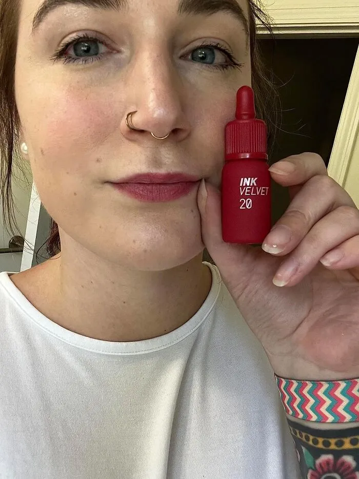 Tinted Love: Give The Gift Of Luscious Lips With Peripera Ink The Velvet Lip Tint - For A Bold, Beautiful Pout All Holiday Season