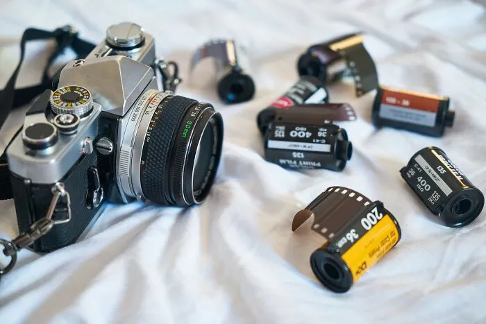 30 Currently Non-Existent Things That Were Part Of Some People's Childhoods, As Shared Online