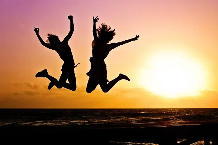 30 Hard-To-Swallow Life Lessons Shared By People Online Who Are Over 25 Y.O.