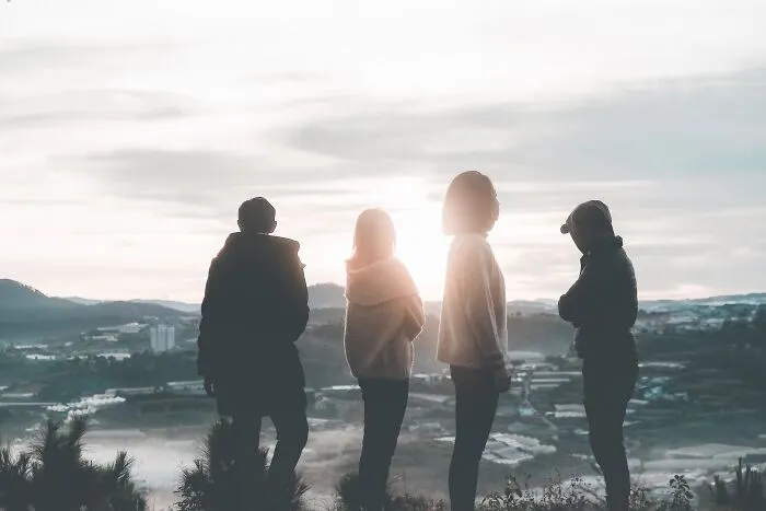 30 Hard-To-Swallow Life Lessons Shared By People Online Who Are Over 25 Y.O.