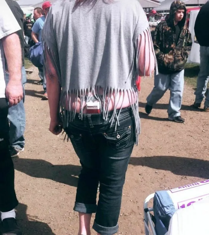 30 Of The Most Hilariously Chaotic Things To Have Been Spotted At Car Shows