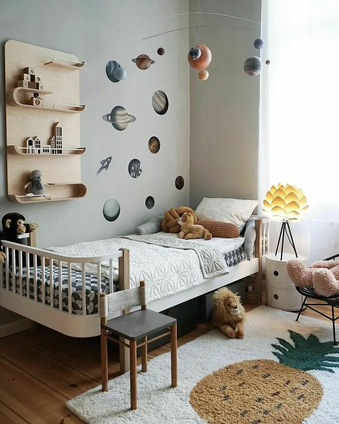 What A Beautiful Bedroom! Can’t Take My Eyes Of It