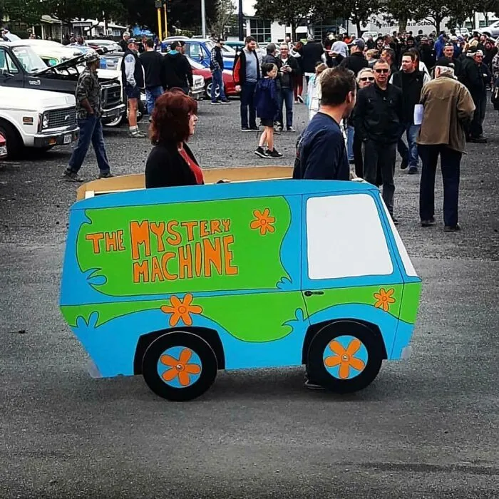 30 Of The Most Hilariously Chaotic Things To Have Been Spotted At Car Shows