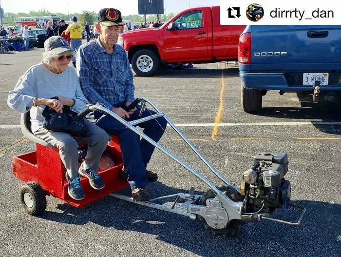 30 Of The Most Hilariously Chaotic Things To Have Been Spotted At Car Shows
