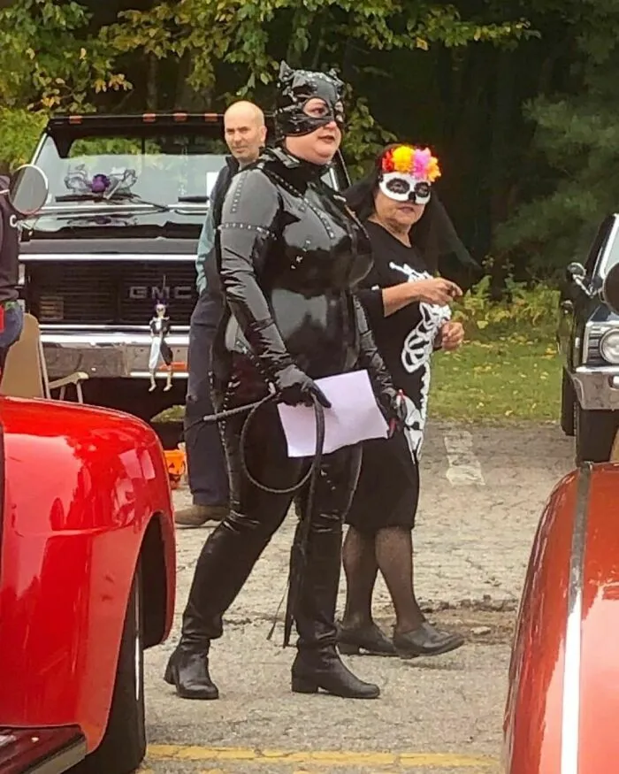 30 Of The Most Hilariously Chaotic Things To Have Been Spotted At Car Shows