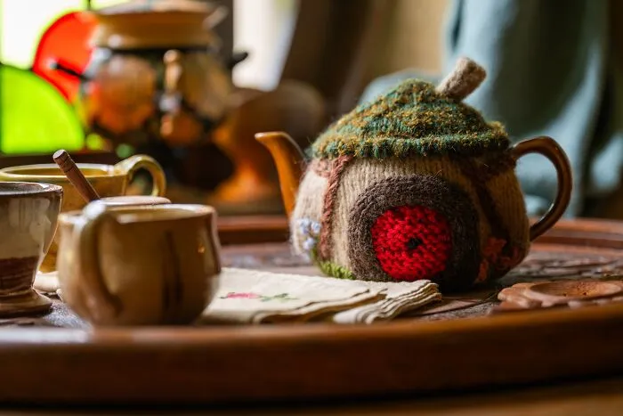Venturing Into Hobbiton’s First Ever Hobbit Hole: 22 Photos That I Took In There
