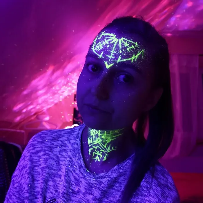 Neon Runes II