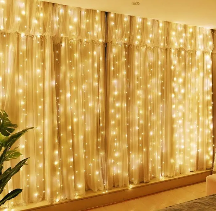 Elegant Drapes To Dazzle Everyone