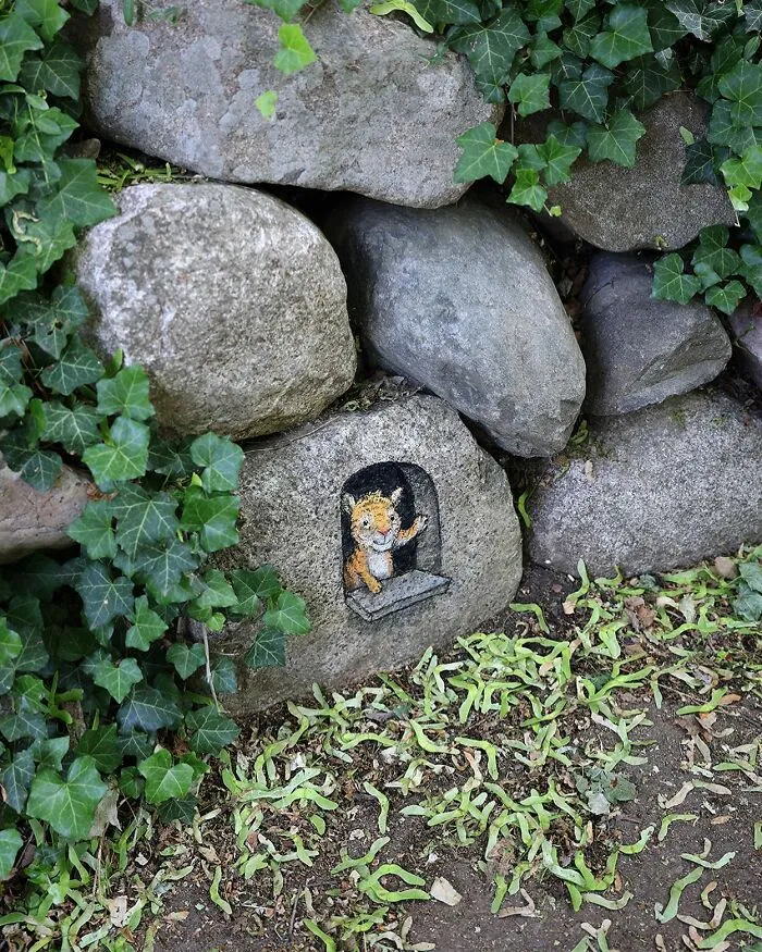 50 Doodled Creatures That Popped Up In Unexpected Places, By David Zinn (New Pics)