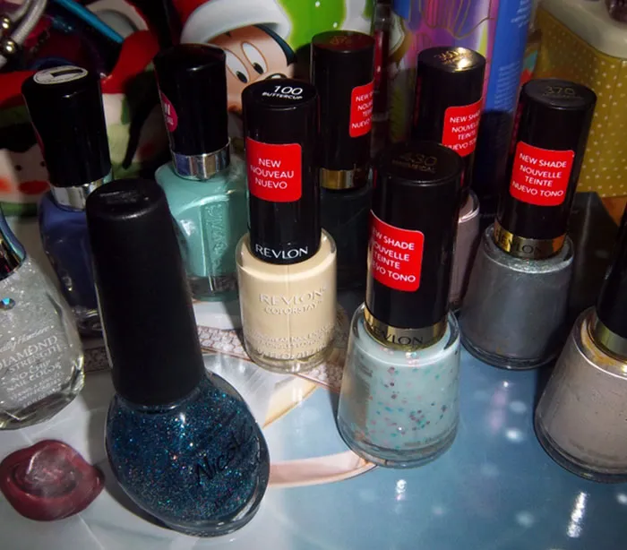 “He Became Single For Christmas”: 40 Of The Worst Xmas Gifts These People Have Ever Received
