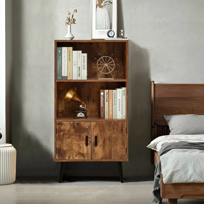 Retro Usikey Bookshelf with Doors