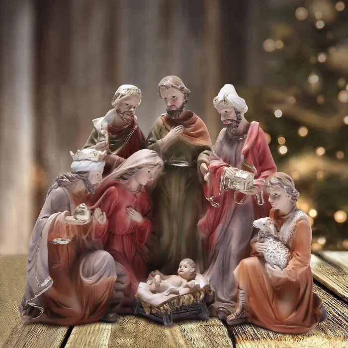Create a Nativity Scene as a Centerpiece