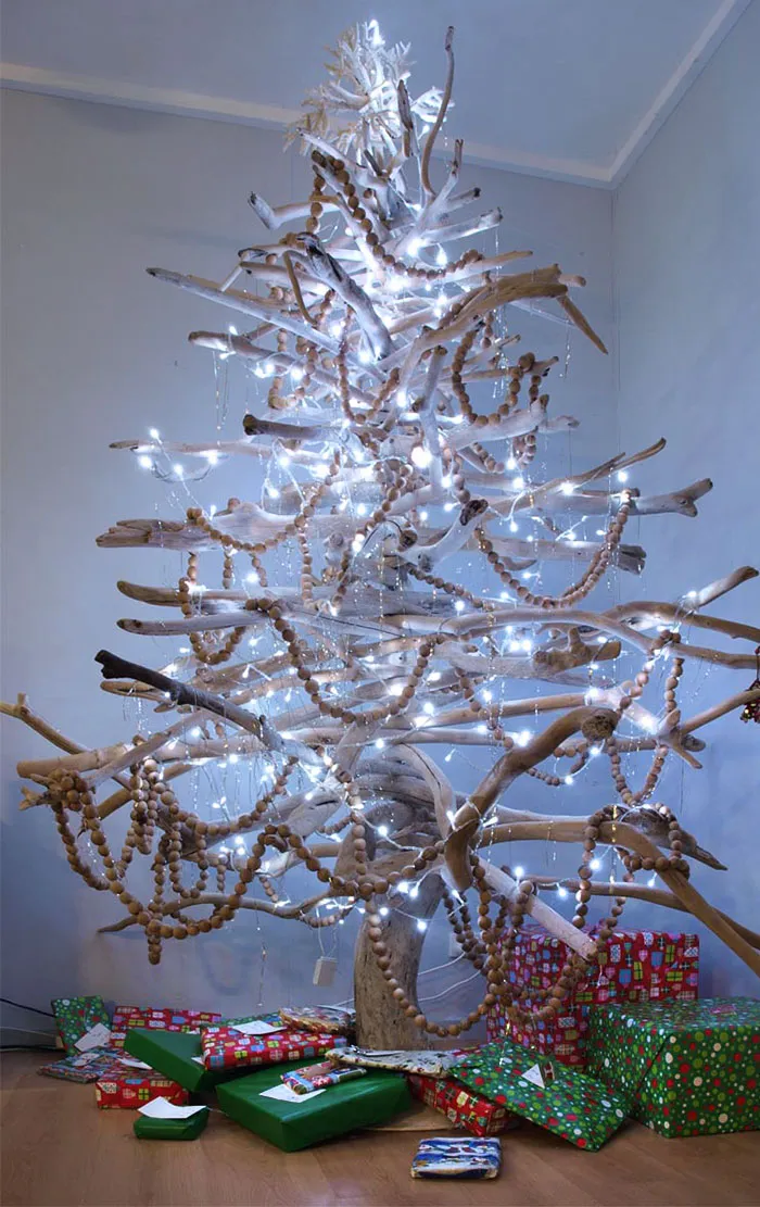 Driftwood Christmas Tree - Making The Best Of It On A Tropical Island