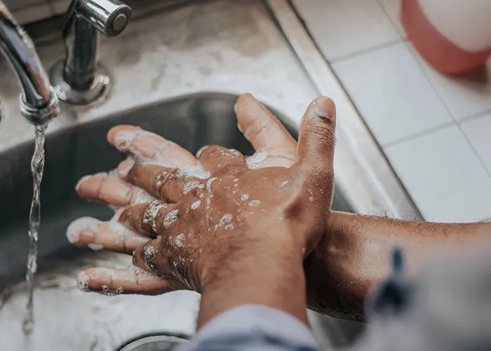 30 Bad Habits That A Shocking Amount Of People Have