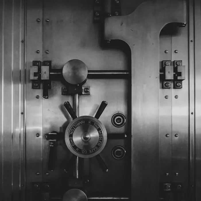 Not Illegal, But: 30 Unethical Financial 'Hacks' That People Say Won't Land You In Prison