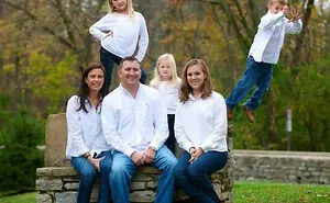 50 Embarrassing Yet Hilarious Family Photos