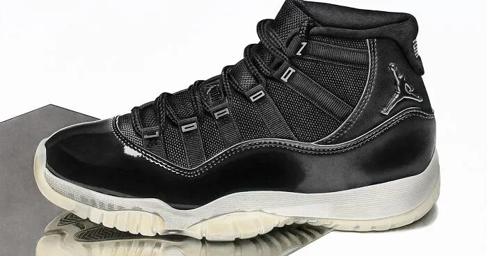 30 Hyper-Realistic Drawings Of Sneakers That Might Make You Think They're Photos