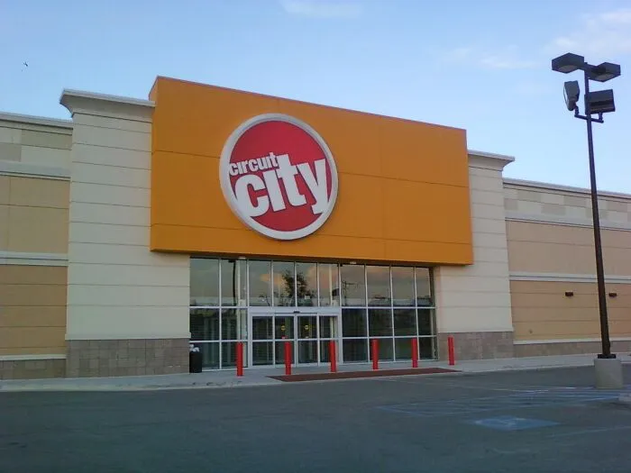 31 People Share Their Favorite Examples Of Massive Corporate Failure