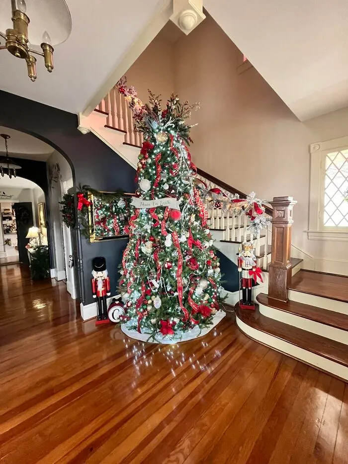 30 People Share Their Old Homes And It's Fascinating