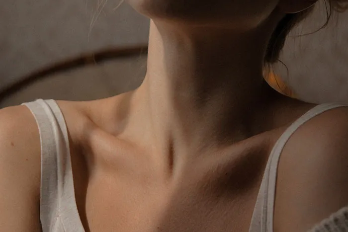 People Share 30 Signs That Scream Someone Is Having A Secret Affair
