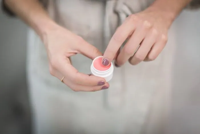 Person Asks “What Is A Random First Aid Or Survival Fact That You Know?”, 50 Folks Deliver