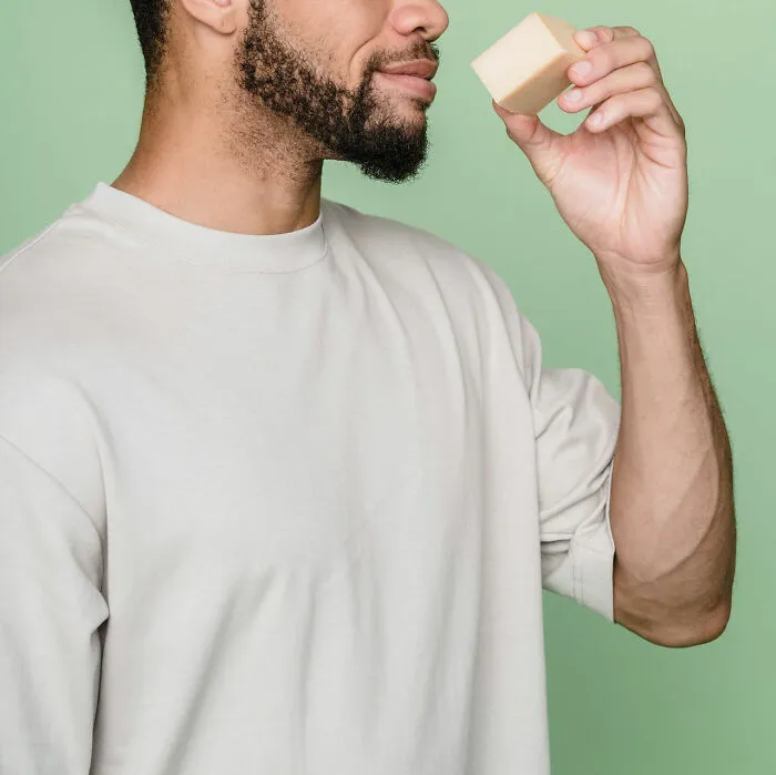 Person Asks “What Is A Random First Aid Or Survival Fact That You Know?”, 50 Folks Deliver
