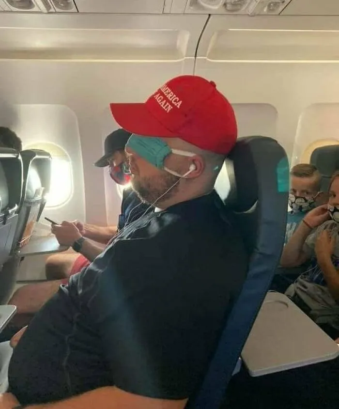 Cursed Images: 40 Pics From The Dark Side Of The Internet, As Shared On This X Page