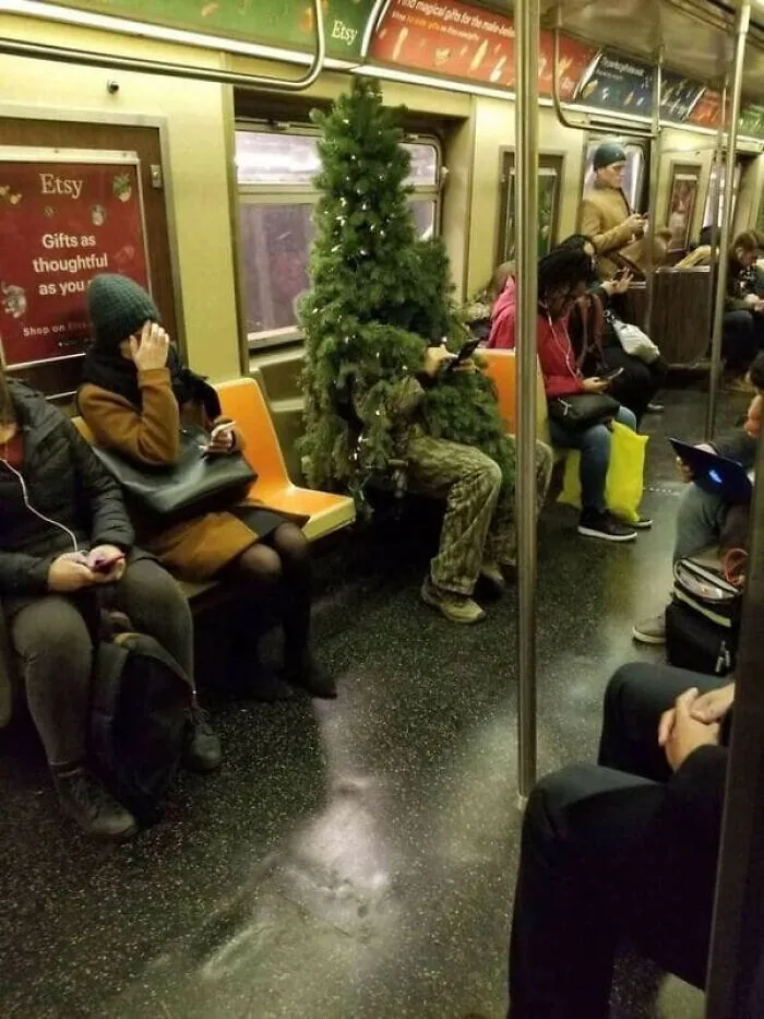 37 Cosas curiosas y divertidas vistas en el metro (Nuevas imágenes)