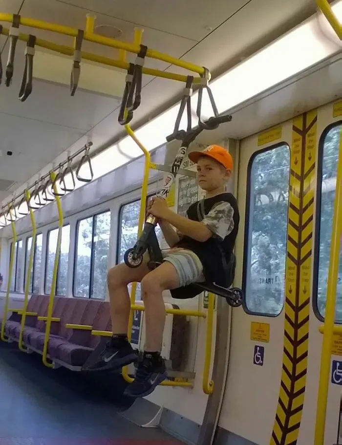 37 Cosas curiosas y divertidas vistas en el metro (Nuevas imágenes)
