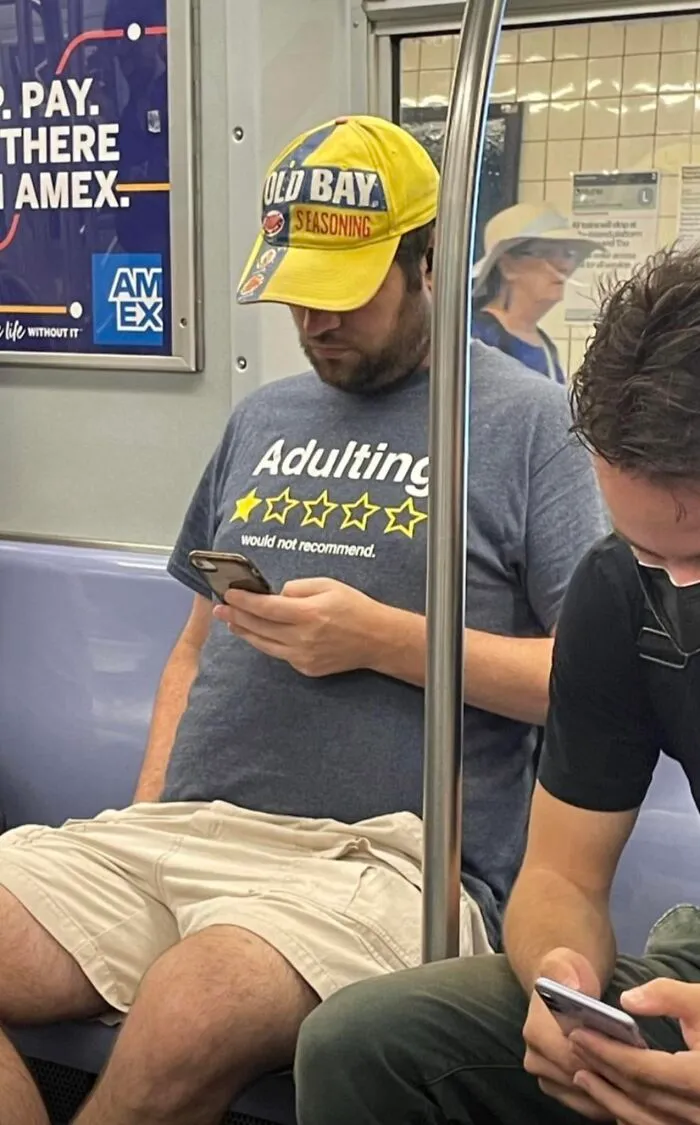 44 Times People Spotted Such Weird And Funny Things On The Subway, They Just Had To Share