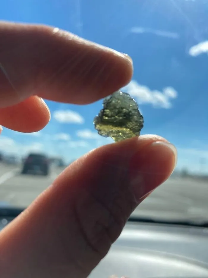 Pick A Rare Gemstone Called <span Style="Font:inherit;color:#d74b1f;"> Moldavite</Span> This Valentine's. It's Not Just A Rock, It's A Rock That Literally Fell For Earth, Just Like You Did For Her