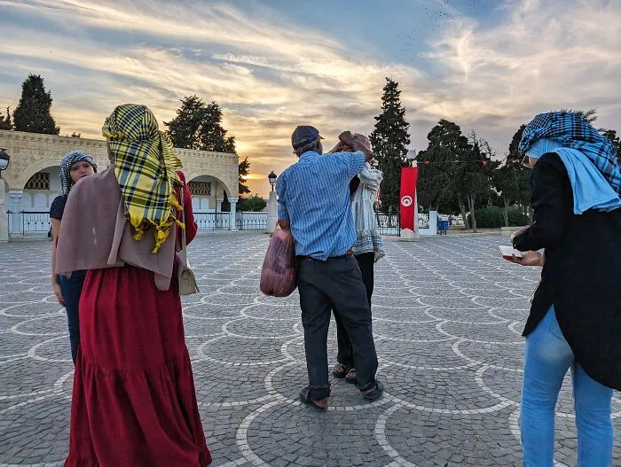 16 Smartphone Shots Documenting Life On The Streets Of Tunisia By This Photographer