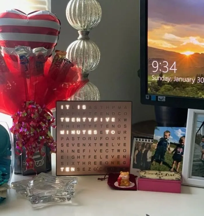 Watch Her Face Light Up Just Like This Clock When She Unwraps A <span Style="Font:inherit;color:#d74b1f;"> Timepiece</Span> That Doubles As Her New Favorite Conversation Starter
