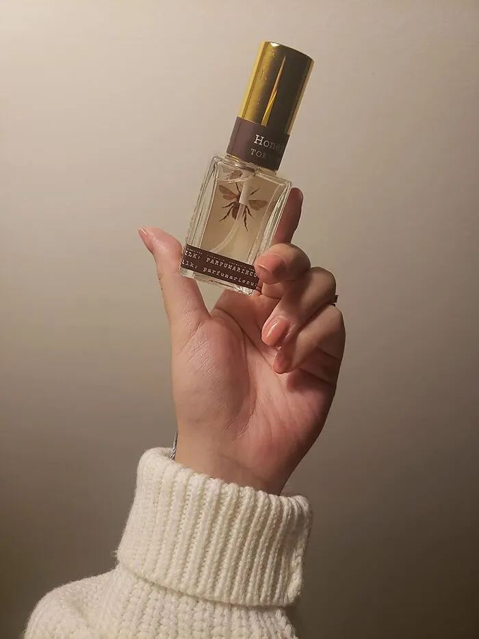 Let Her Be Enveloped In The Exquisite Allure Of <span Style="Font:inherit;color:#d74b1f;"> Tokyomilk Eau De Parfum</Span>, Because When Words Fail, A Captivating Scent Speaks Volumes 